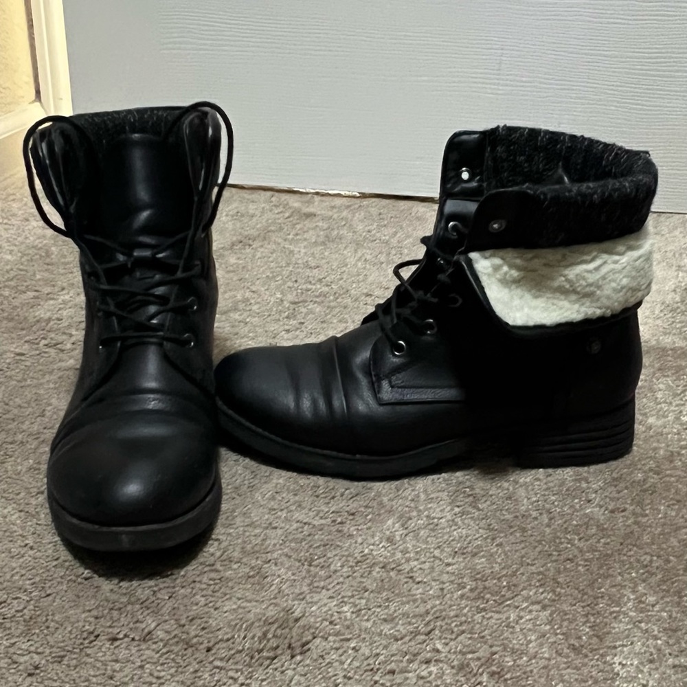 Black Boots